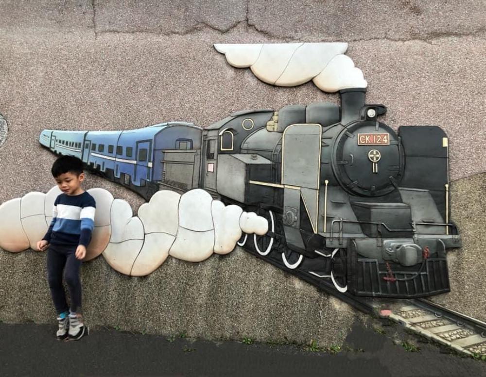 一天滿足鐵道迷且同時玩公園的好地方｜山佳火車站、山佳鐵道公園、鹿角溪特色公園、山仔腳公園