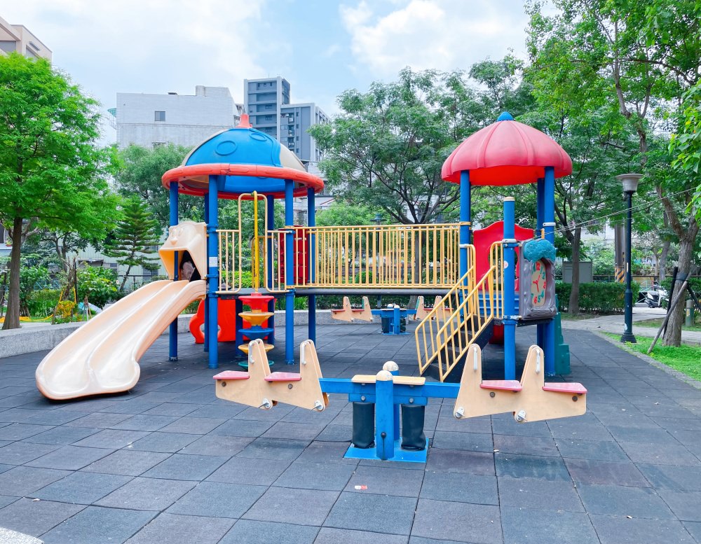 一天滿足鐵道迷且同時玩公園的好地方｜山佳火車站、山佳鐵道公園、鹿角溪特色公園、山仔腳公園