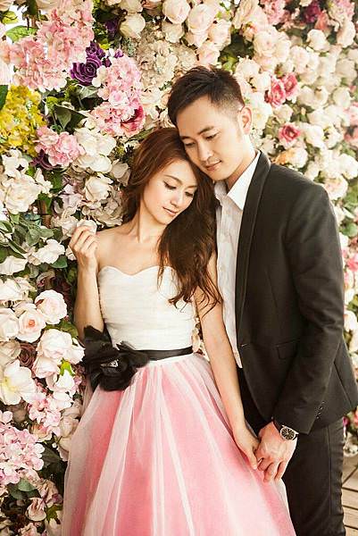 ｜喜喜｜推薦【Miele Bella Wedding 蜜愛拉義式手工婚紗 禮服】~挑禮服篇