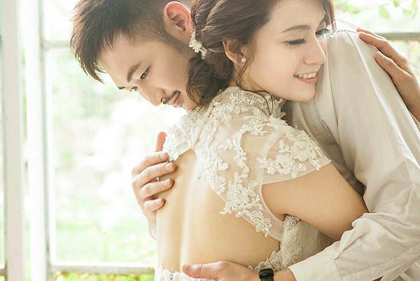 ｜喜喜｜推薦【Miele Bella Wedding 蜜愛拉義式手工婚紗 禮服】~婚紗照