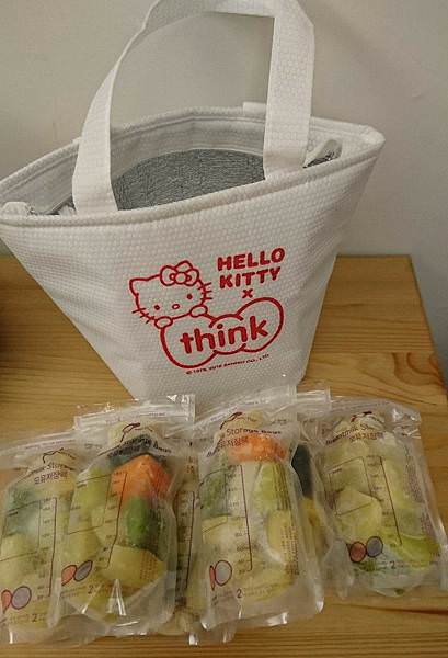 出門帶副食品輕輕鬆鬆,母乳儲存袋再利用