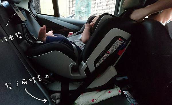 |出遊必備|chicco seat up 012 isofix安全汽座
