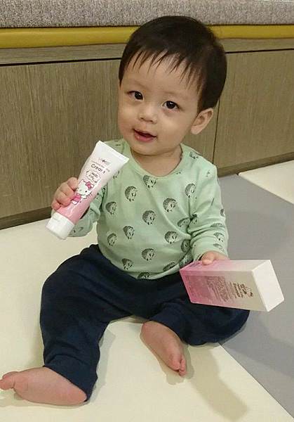 |高CP值可愛又好用|薇佳全面速效修復霜