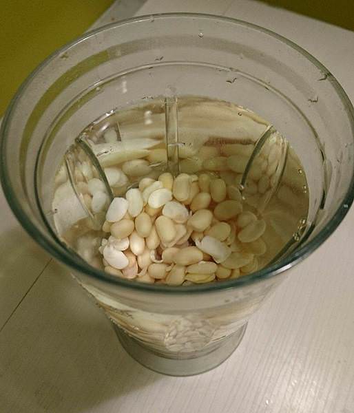 ｜自製豆漿｜用大同電鍋就可煮豆漿