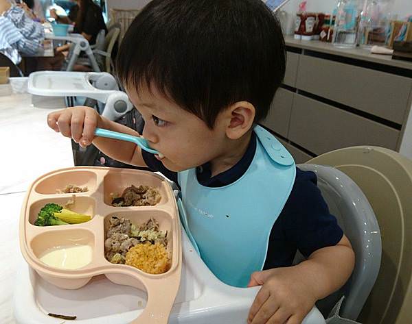 韓系夢幻親子餐廳｜Minime Kids Cafe親子餐廳(已歇業)
