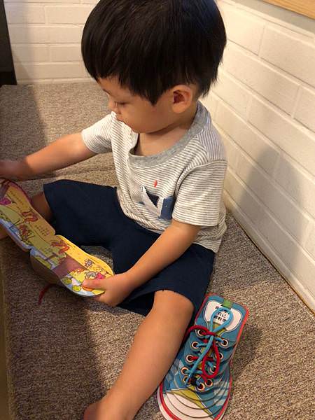 好書推薦｜玩不膩之華碩文化熱銷有聲書、必備好書顏色妖怪
