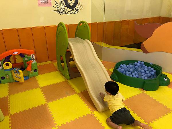 ｜台北唯一蔬食親子餐廳｜卡樂親子蔬食餐廳