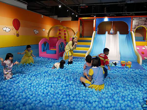 美國SNOOPY官方授權 ｜板橋SNOOPY Play Center 親子樂園(已歇業)