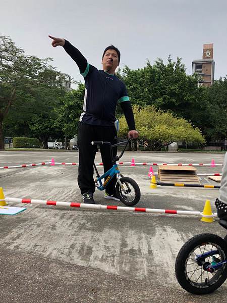 放電好幫手｜邦邦教練滑步車課程