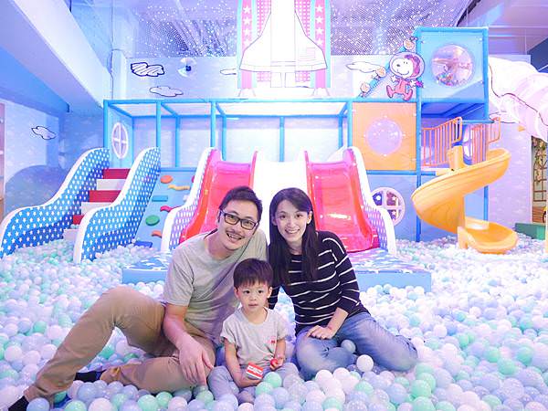 台北大直ATT 4 Recharge｜SNOOPY Play Center 史努比親子樂園大直旗艦店(已歇業)