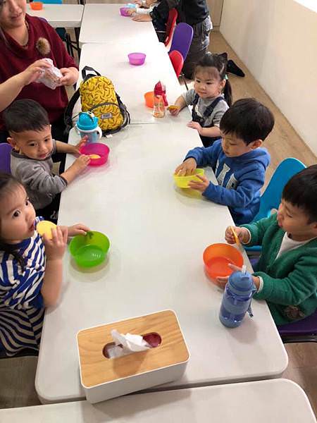英國BabySensory親子教育 -親子教練陪伴家長孩子享受精心時刻
