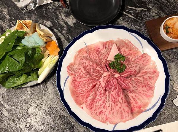 樂軒松阪亭｜A5和牛關西風壽喜燒+燒肉