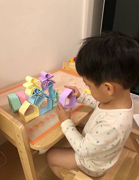 成長型玩具｜西班牙dëna 多功能益智軟積木/疊疊樂/固齒器