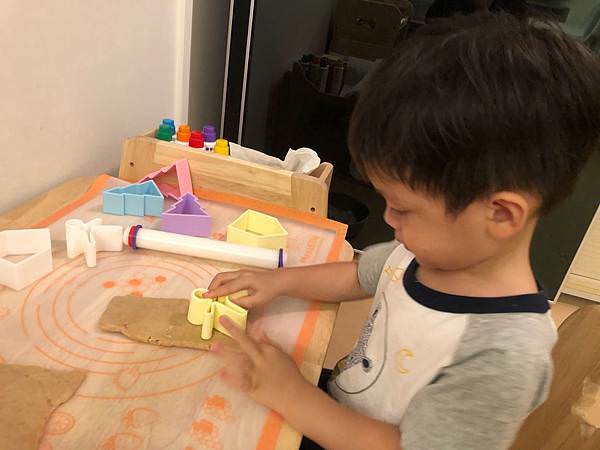 成長型玩具｜西班牙dëna 多功能益智軟積木/疊疊樂/固齒器