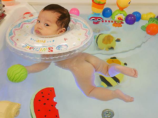 寶寶游泳推薦|愛游泳嬰兒spa - 第8張圖 P1050814.JPG