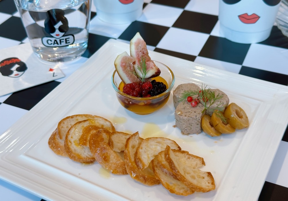 台北信義區最新咖啡廳|Alice + Olivia Café - 第17張圖 台北信義區最新咖啡廳|Alice + Olivia Café