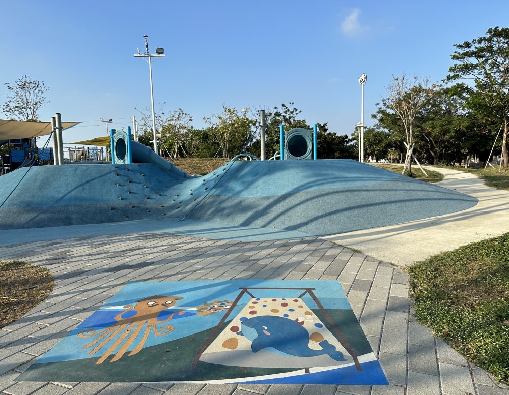 台南親子公園｜港濱歷史公園特色遊戲場