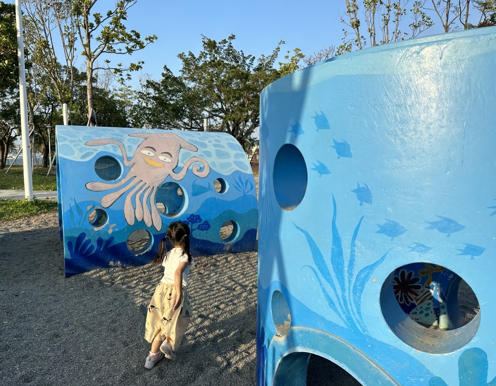 台南親子公園｜港濱歷史公園特色遊戲場