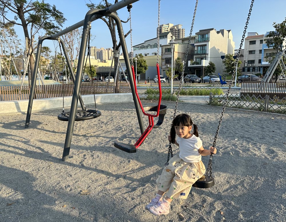 台南親子公園｜港濱歷史公園特色遊戲場