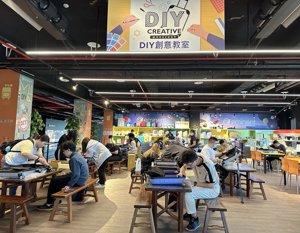 台南觀光工廠推薦｜萬國通路創意觀光工廠