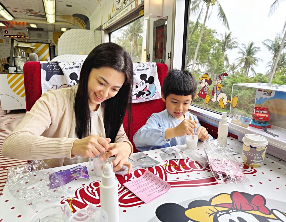 全台首輛迪士尼主題環島列車｜環島之星夢想號